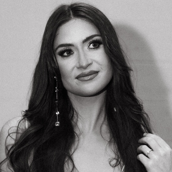 Meet your Posher, Katya - Picture 1 of 1